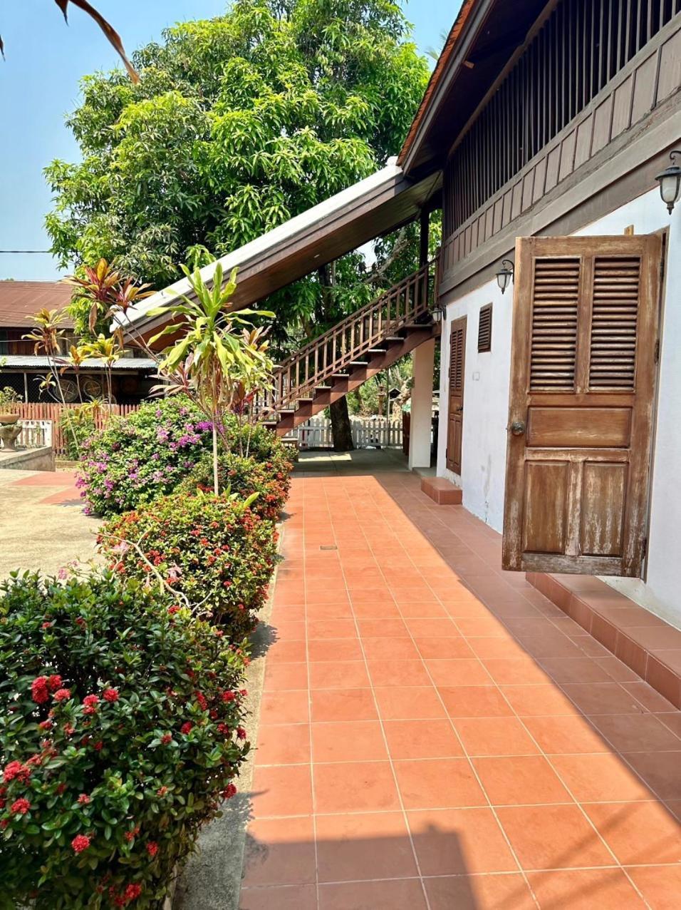Residence Boutique Hotel หลวงพระบาง ภายนอก รูปภาพ