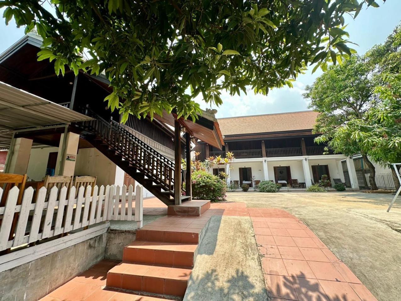Residence Boutique Hotel หลวงพระบาง ภายนอก รูปภาพ