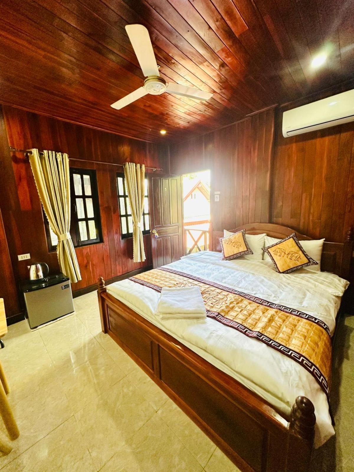Residence Boutique Hotel หลวงพระบาง ภายนอก รูปภาพ